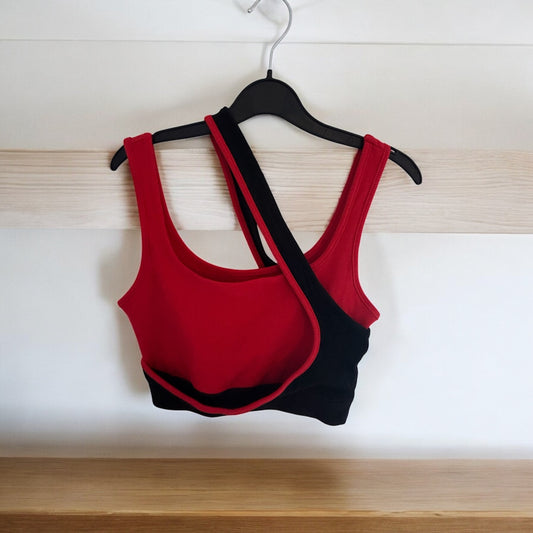 Women top sleeveless