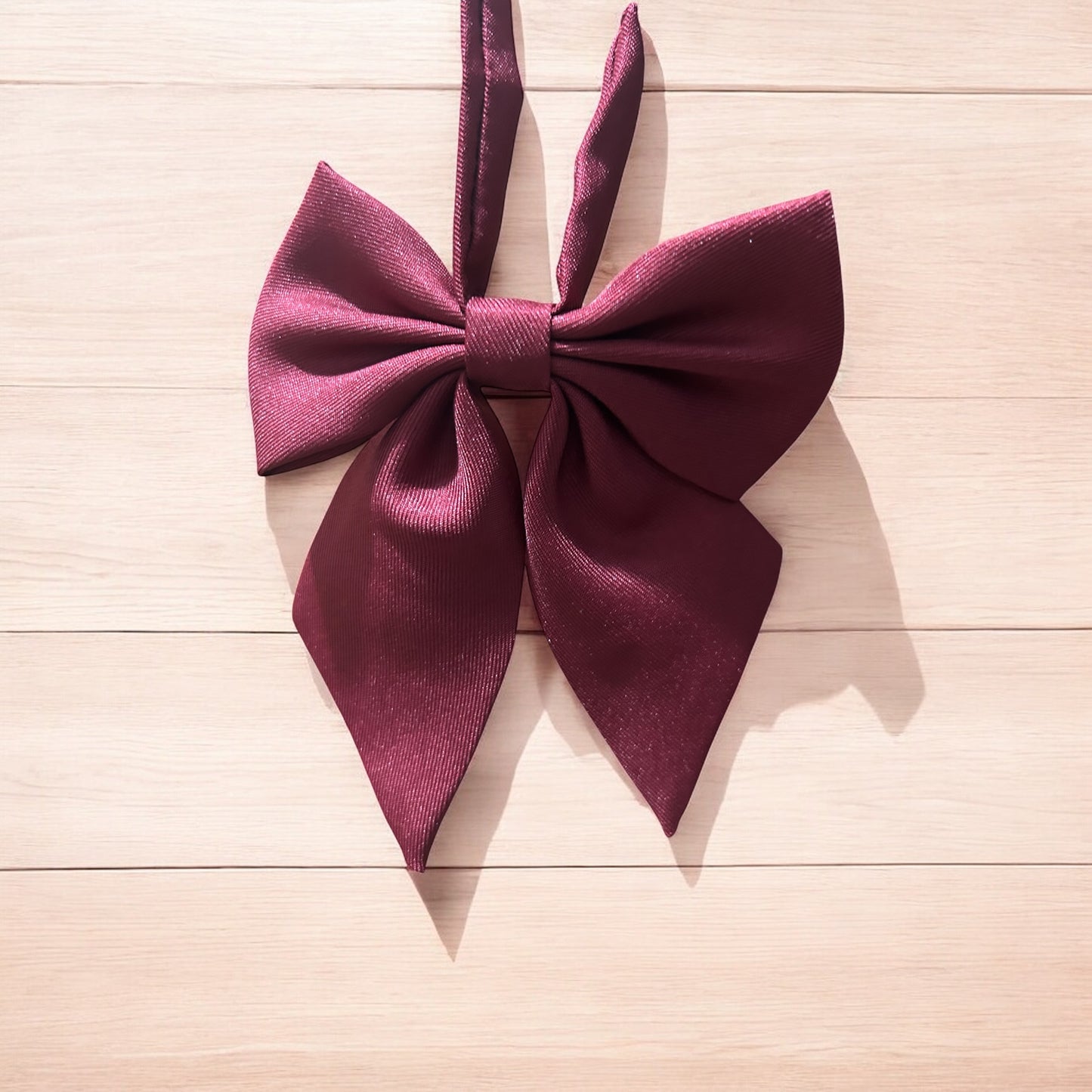 bow tie-fashionable red